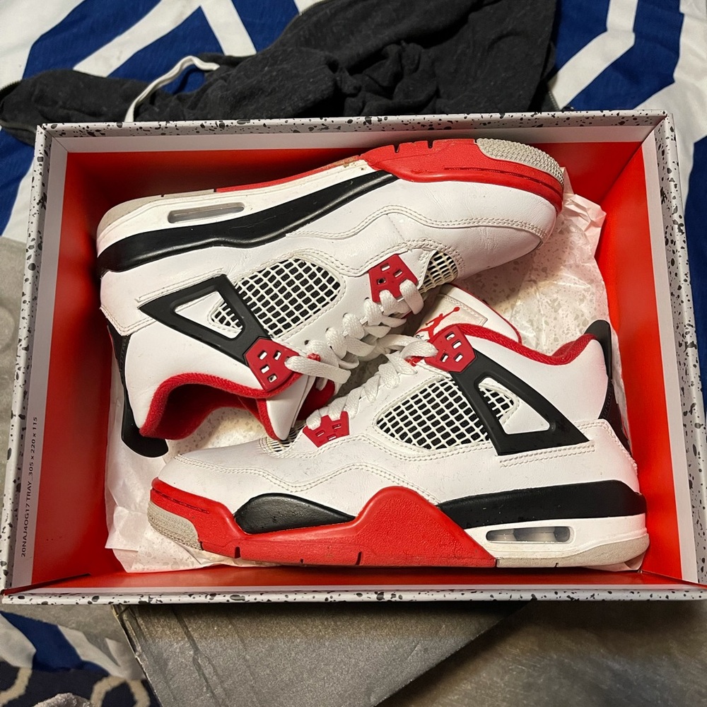 COPY - Retro 4s